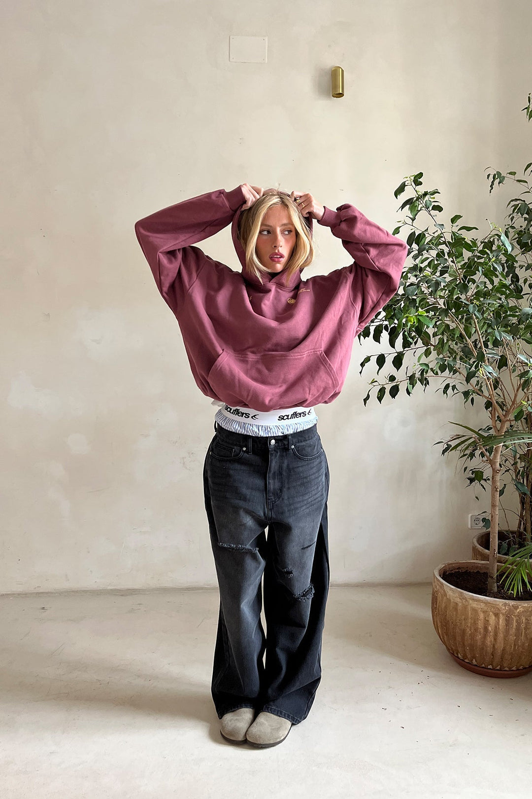 Stylowa Bluza Damska z Kapturem o Luźnym Kroju Oversize