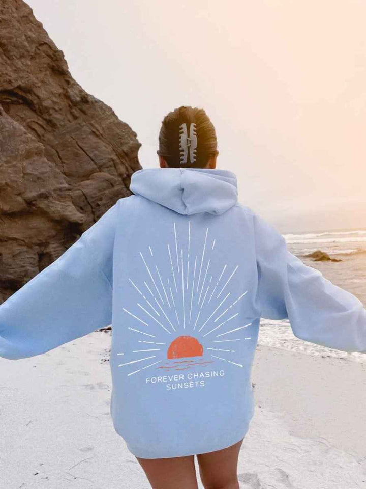 Wyrazista Bluza Damska z Kapturem o Luźnym Kroju Oversize