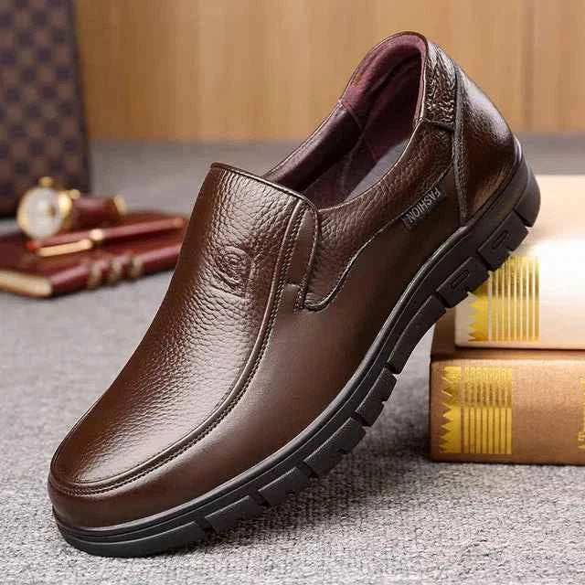 Stylowe eleganckie buty męskie wsuwane o smukłym fasonie