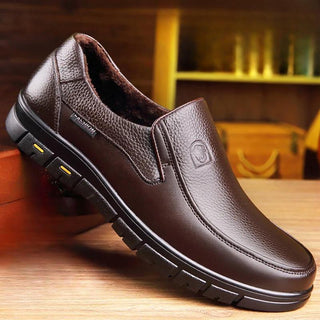 Stylowe eleganckie buty męskie wsuwane o smukłym fasonie