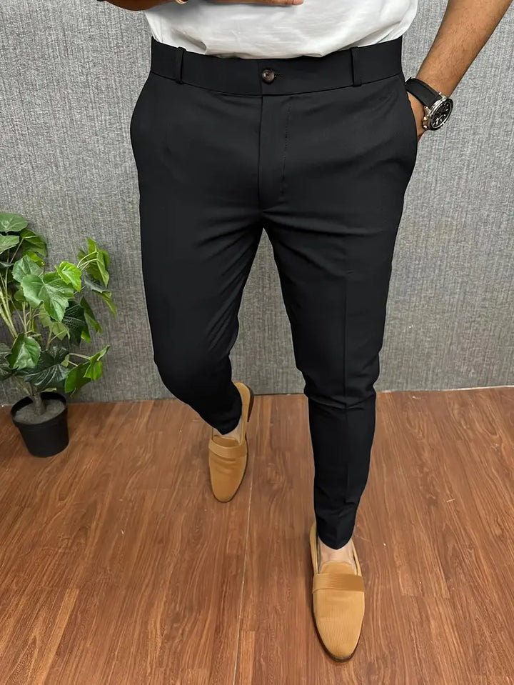 Stylowe spodnie męskie zwężane o eleganckim kroju slim fit